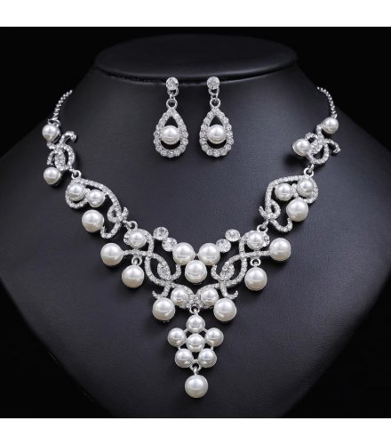 SET702 - Elegant Pearl Necklace Set